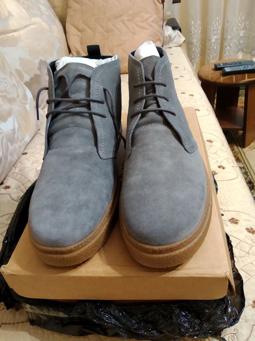 Мужские кожаные сапоги и Резиновые сапоги