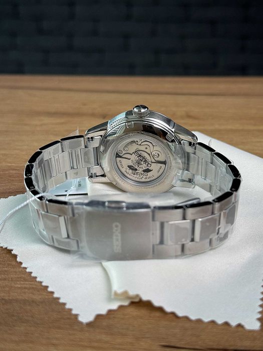 Seiko Prospex Alpinist Deep Lake SPB249J1