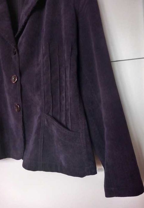 Ciemnofioletowy żakiet, marynarka z materiału ala sztruks