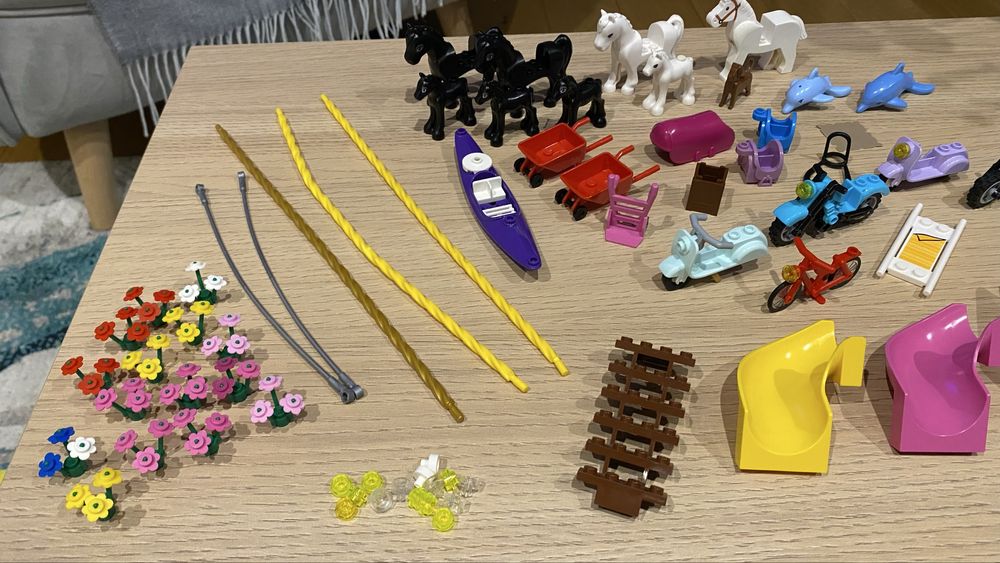 Lego Friends konie rowery skutery itd