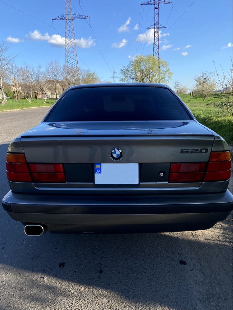 BMW 5 Series E34 1990