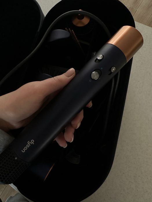 Оригінальний стайлер Dyson