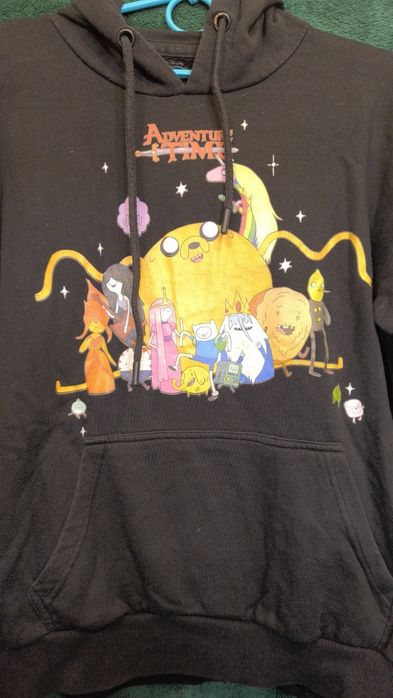 Bluza z kapturem firmy Cropp, pora na przygodę