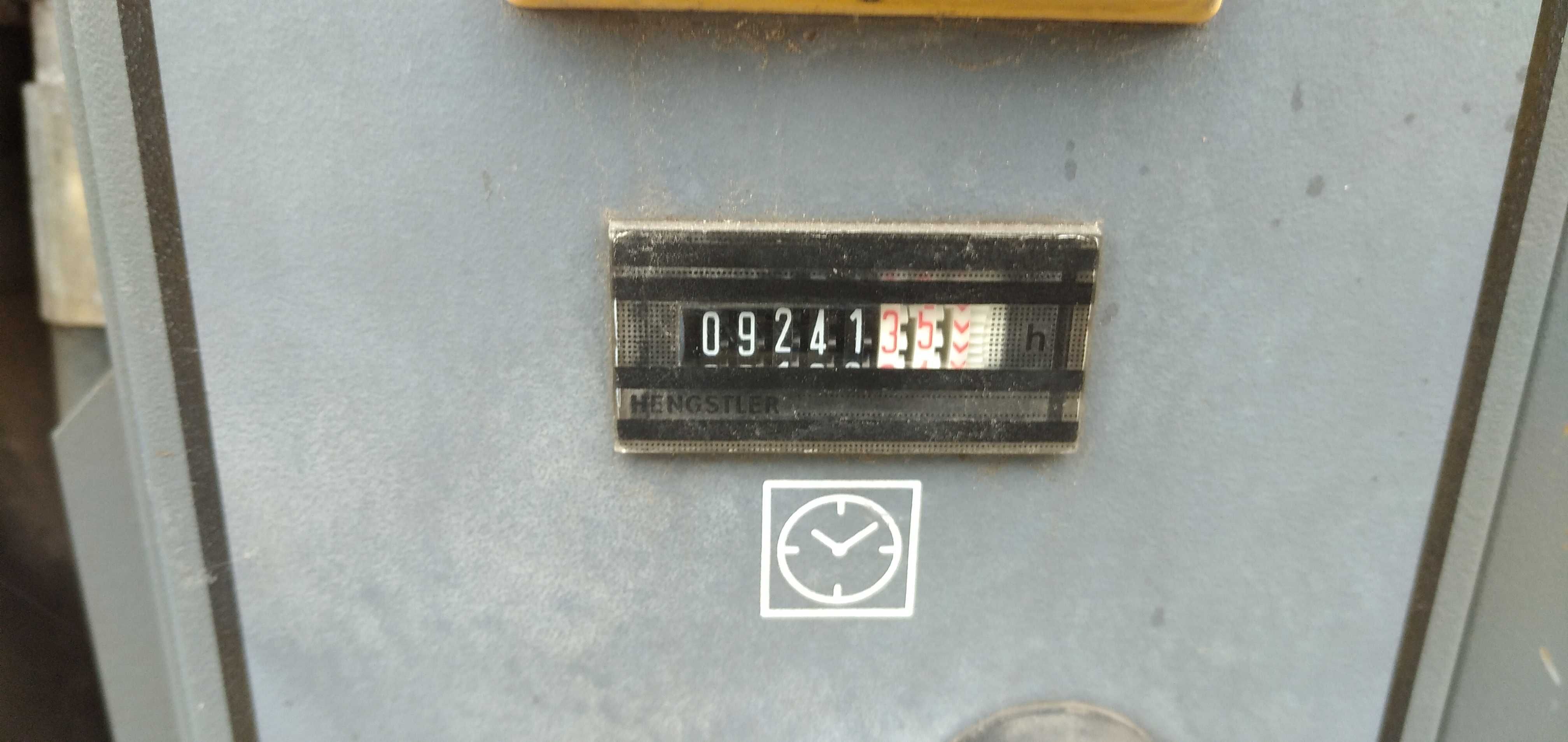 Kompresor Śrubowy, Sprężarka Atlas Copco GX 5FF z osuszaczem