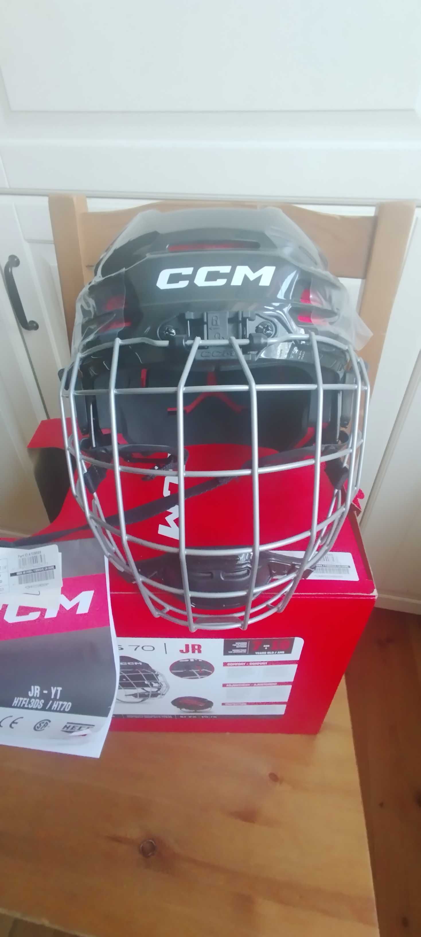 Kask hokejowy CCM JUNIOR TACKS 70