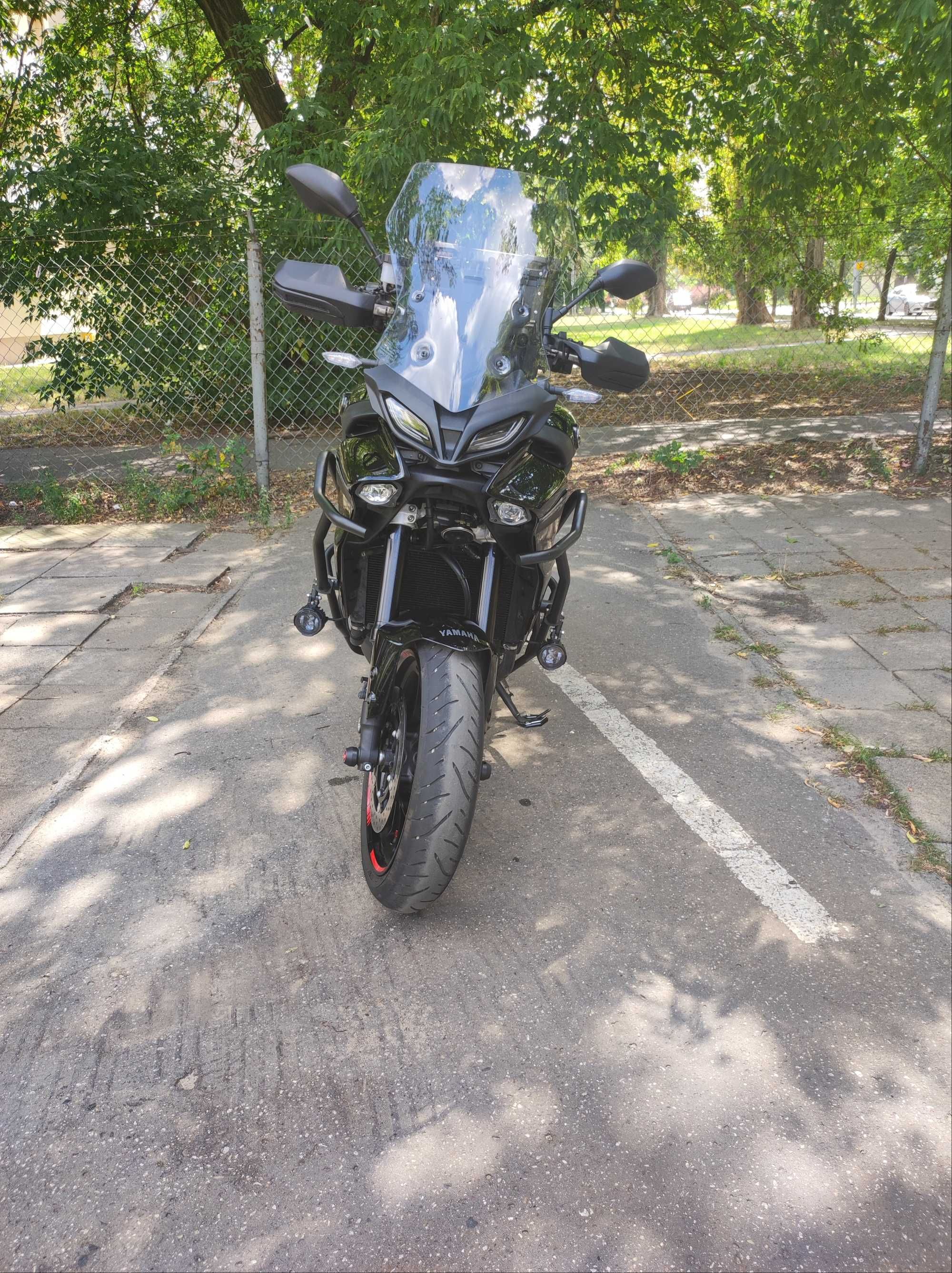 Yamaha tracer 9             .