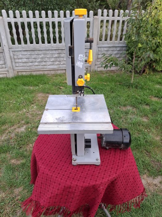 Piła taśmowa TITAN