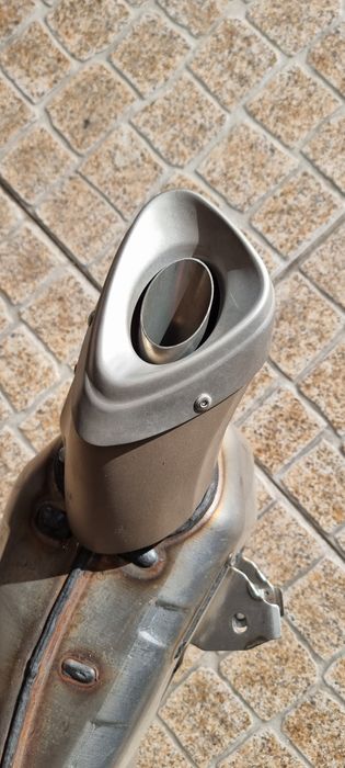 Escape original ou para MT09 Tracer 900 Tracer 900gt  nunca usado 2018 /19/20