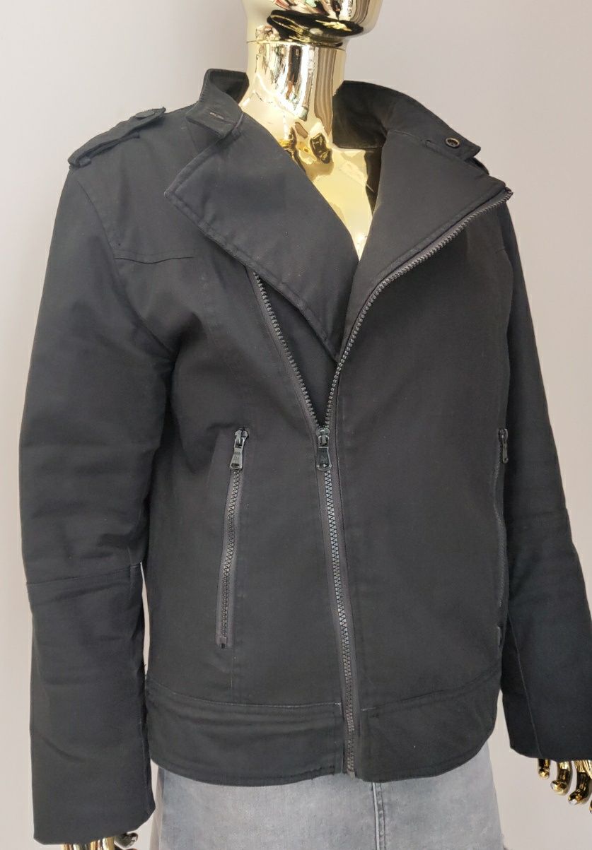 Продам мужскую котоновую брендовую куртку