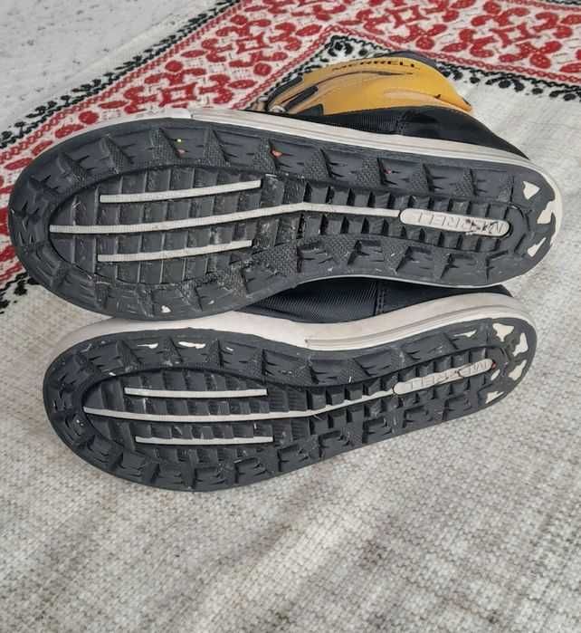 Чоботи, чобітки фірмові Merrell.
