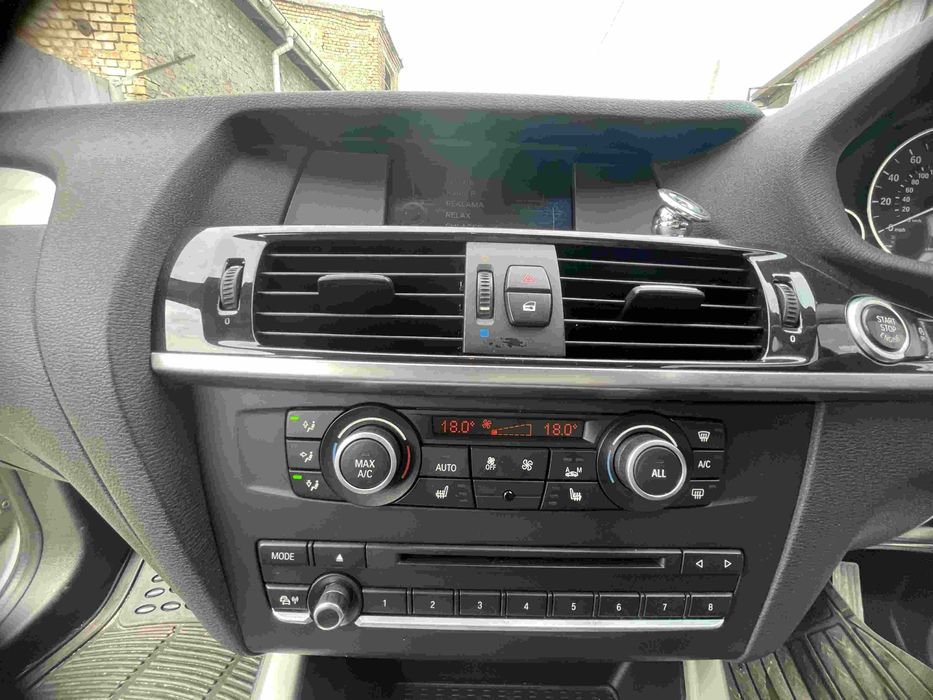 Розборка BMW X3 F25 2.0 дизель разборка шрот БМВ Х3 Ф25 салон КПП