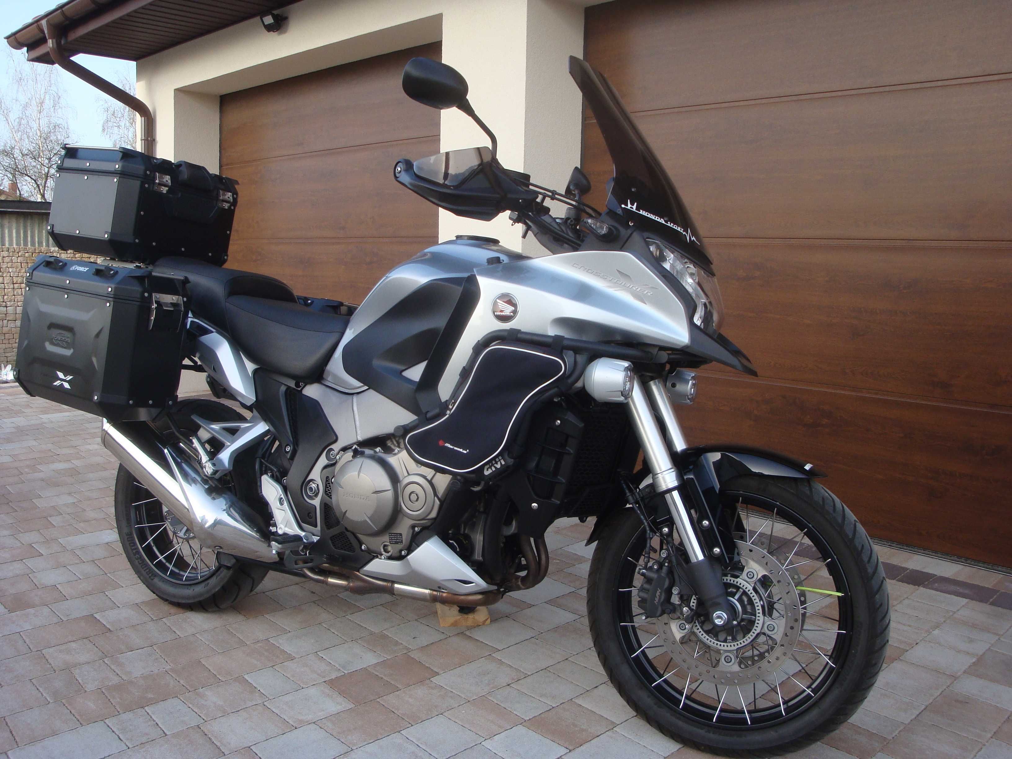 Honda VFR 1200 Crosstourer, ABS, mały przebieg z Niemiec