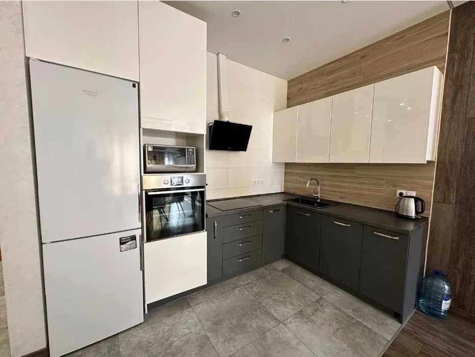 Продам 2 квартиру с шикарным ремонтом в ЖК" Павловский кварталл"