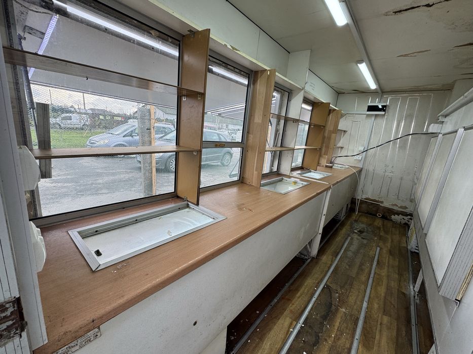 Продам Торговий причіп в робочому хорошому стані на документах