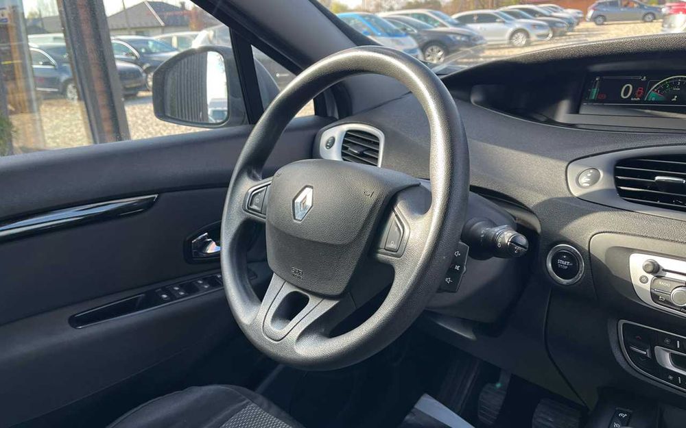 Renault Scenic 2015