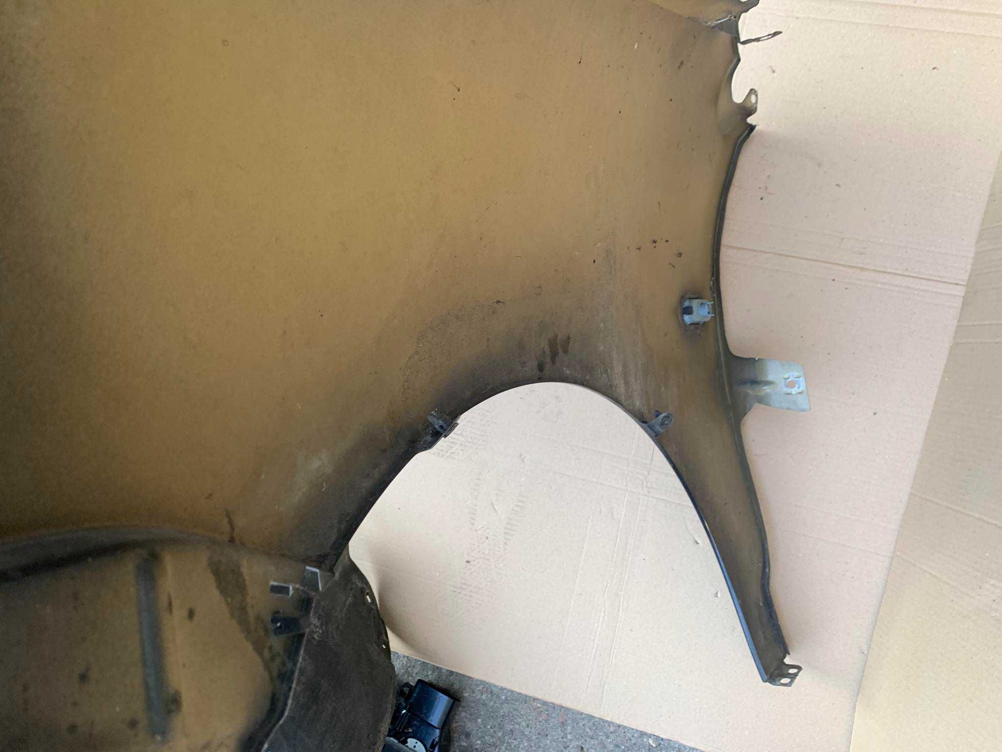 błotnik prawy przód przedni volkswagen vw polo 9n okular LC9Z