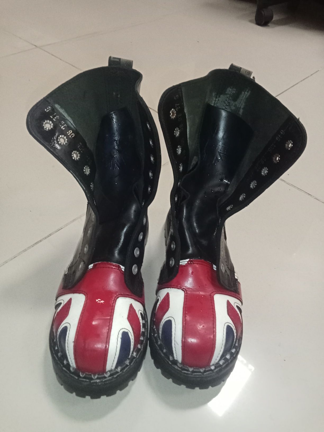 Берцы стилы 37 размер Steel Boots 10 Eyelets British Flag ботинки ориг
