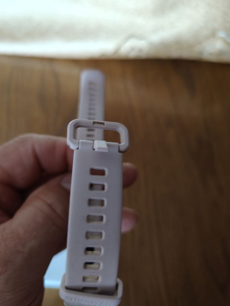 Opaska Huawei band 4