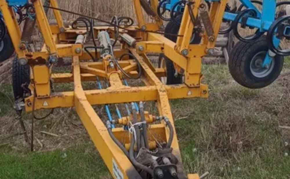 Культиватор КП-6, МАКСИМ, трьохрядний з гребінкою, АГРОТЕХ, 2015 р,в