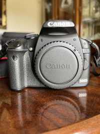 Máquina fotográfica Canon 500D