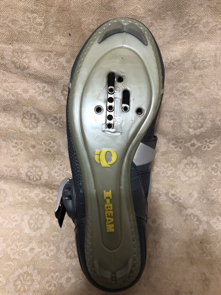 Велотуфлі PEARL IZUMI 42-43р. з шипами