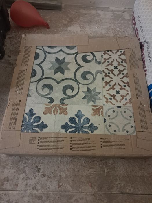 Gres szkliwiony PATCHWORK multikolor ONE satin 42x42