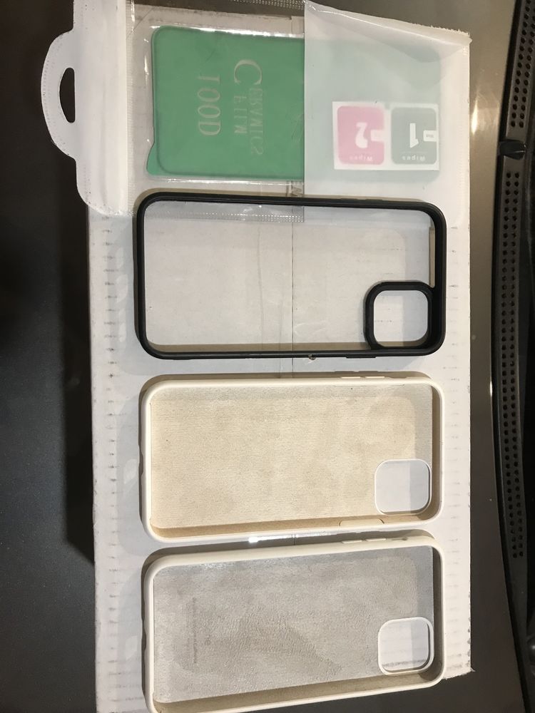 Продам 3 чехла на iPhone 11 pro max