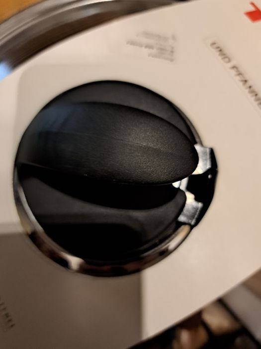 Pokrywka Tefal 2w1 z regulacją wylotu pary rozmiar 24 -26 cm