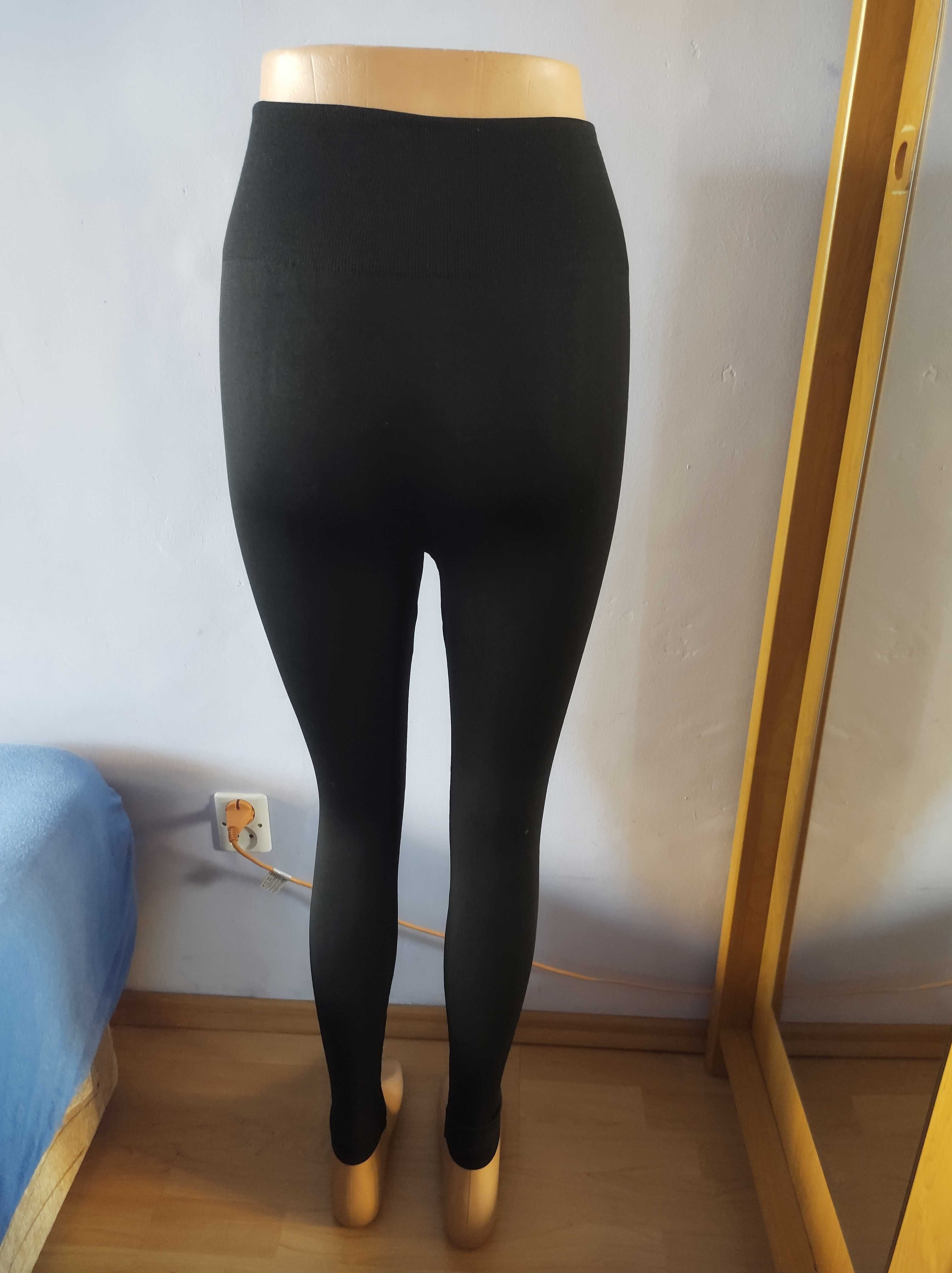 Leginsy damskie czarne ocieplane