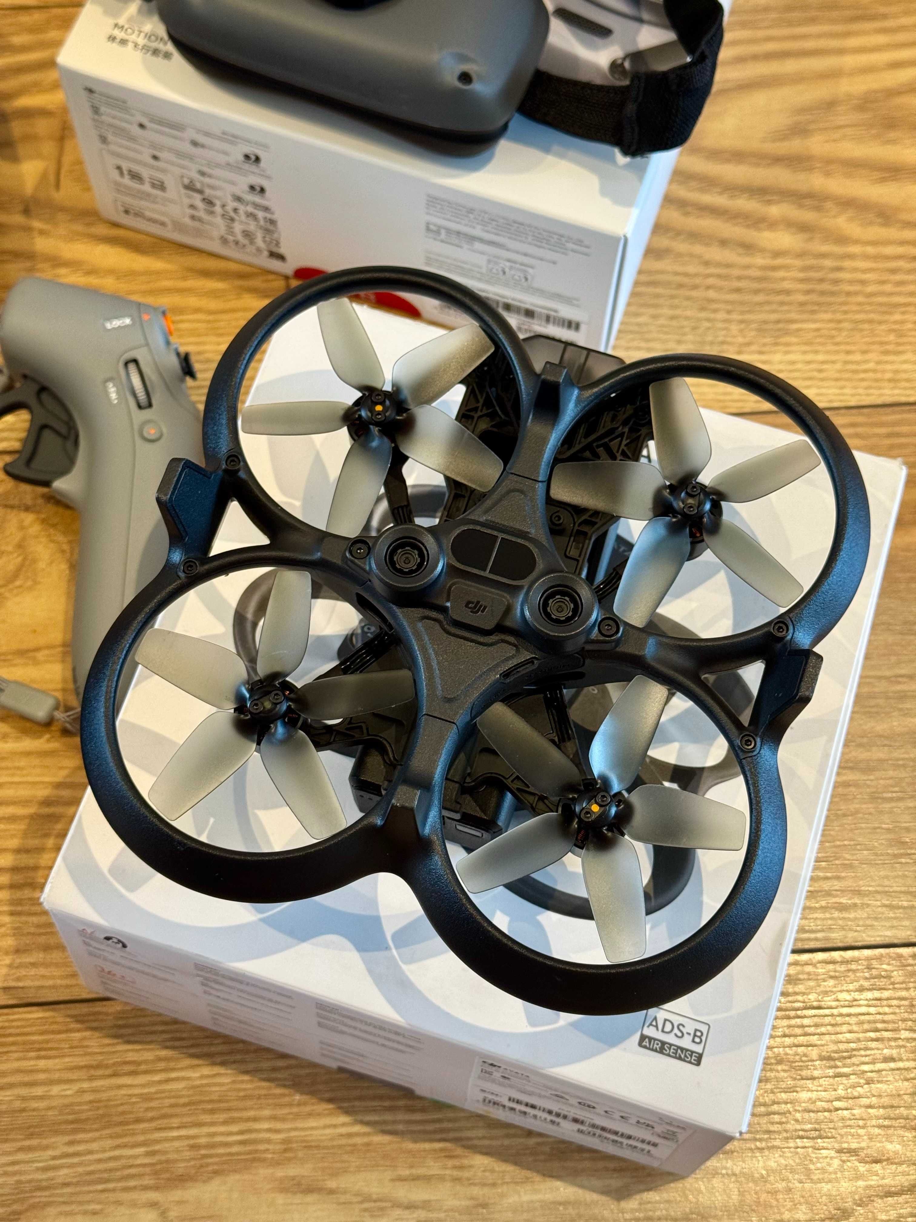 Dron DJI Avata DJI RC Motion 2 Goggle Integra zestaw Fly More Combo