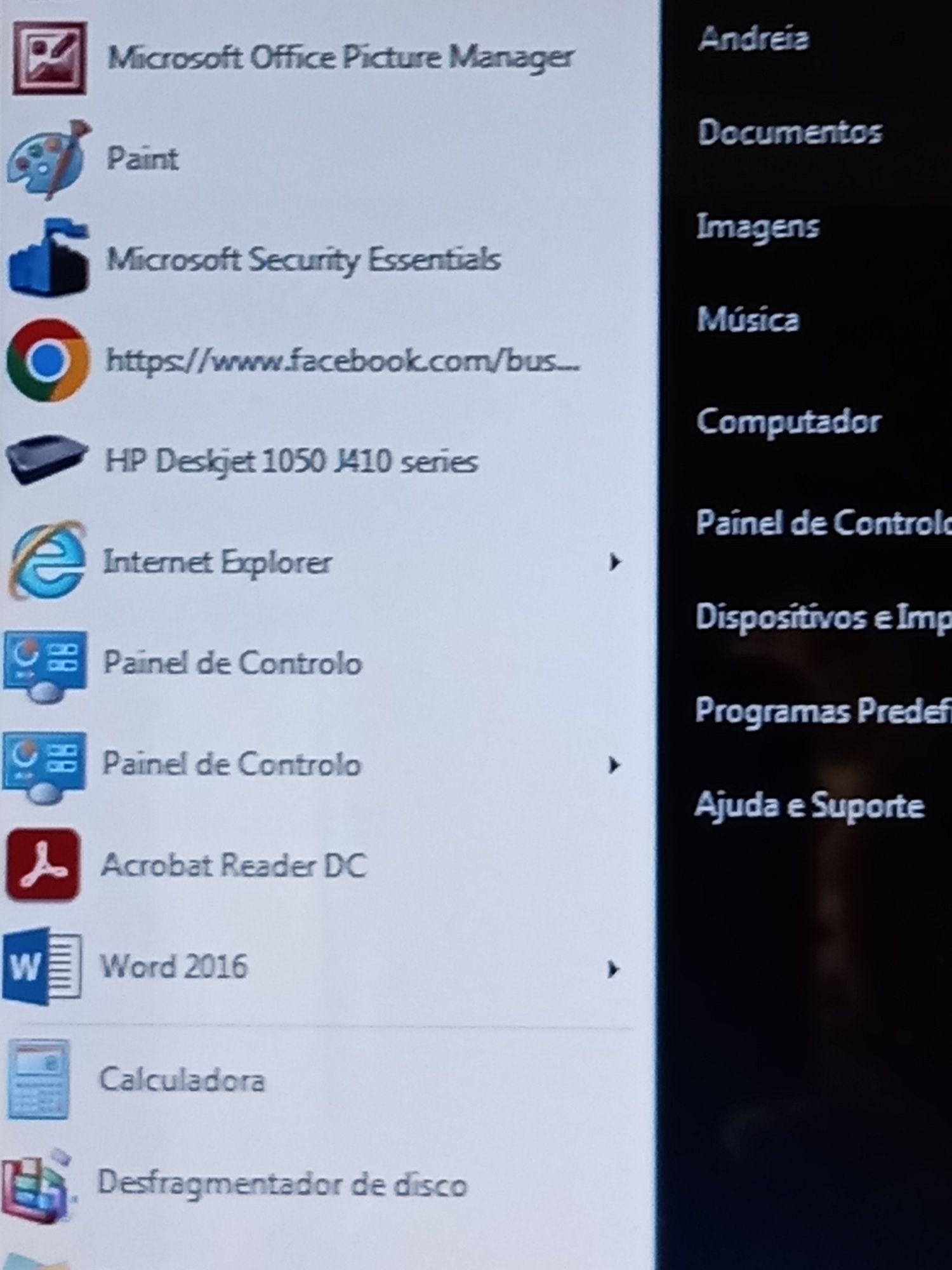 Computador portátil impecável