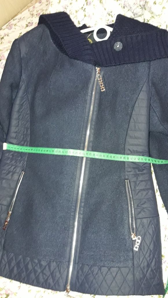 Пальто - куртка 48 -50розмір
