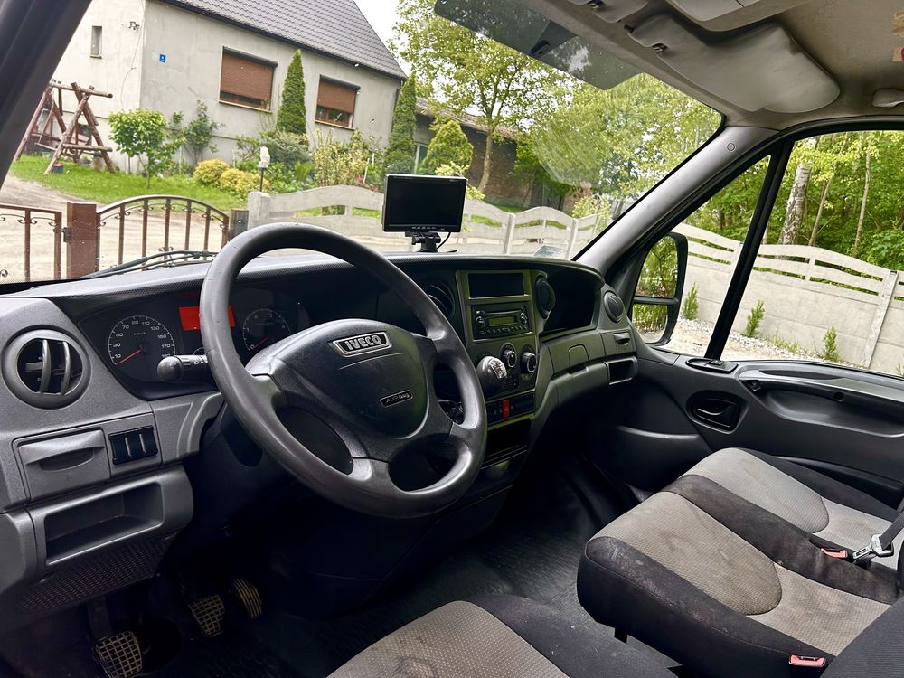 IVECO DAILY 2.3 diesel 2013r. Klima kamera stan bdb