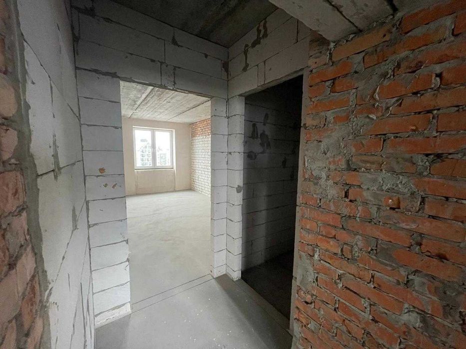 Продаж дворівневої квартири з терасою | с. Білогородка, вул.Саєнка, 11