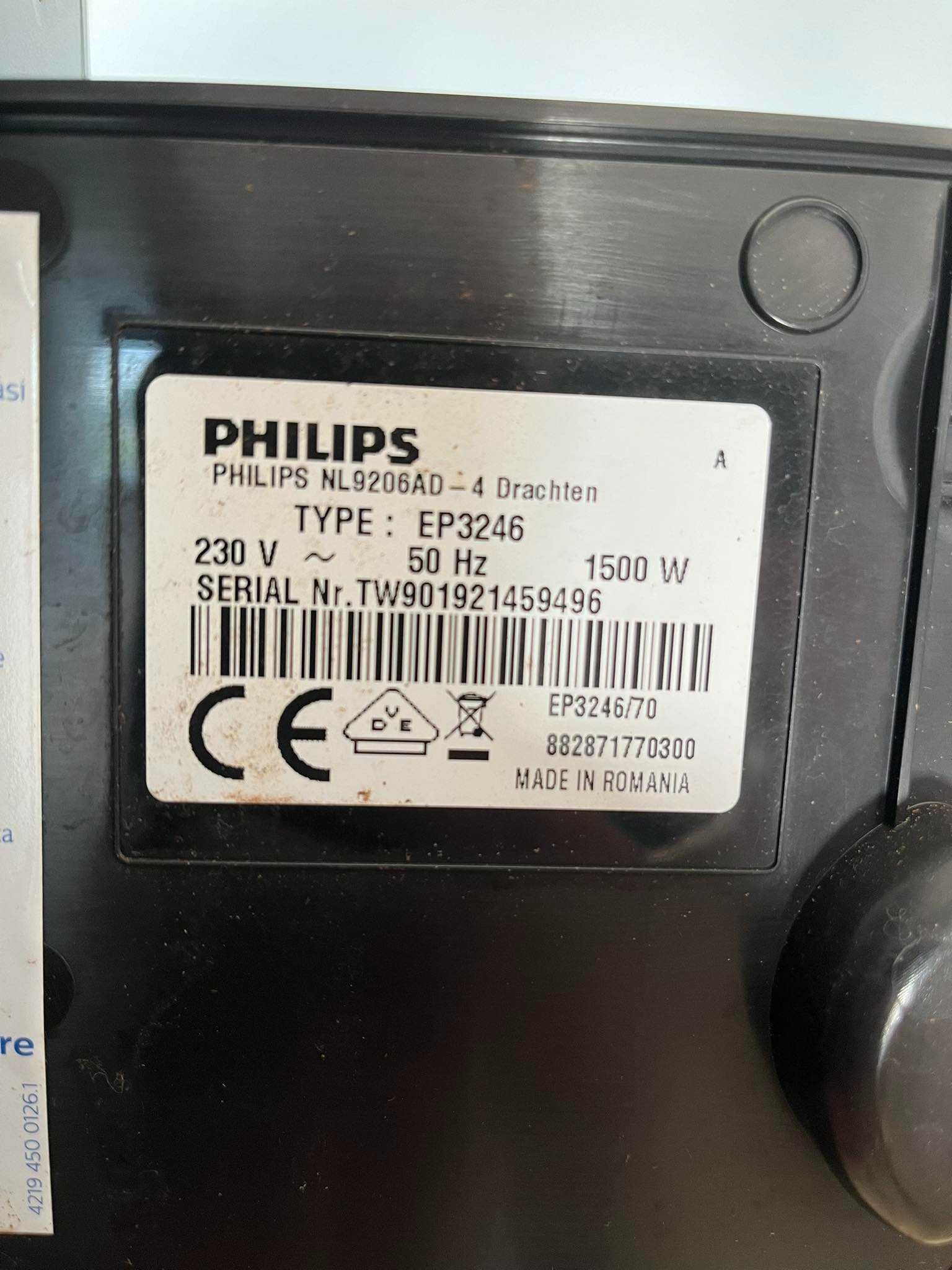 PHILIPS LatteGo - Automatyczny ekspres ciśnieniowy EP3246 Czarny