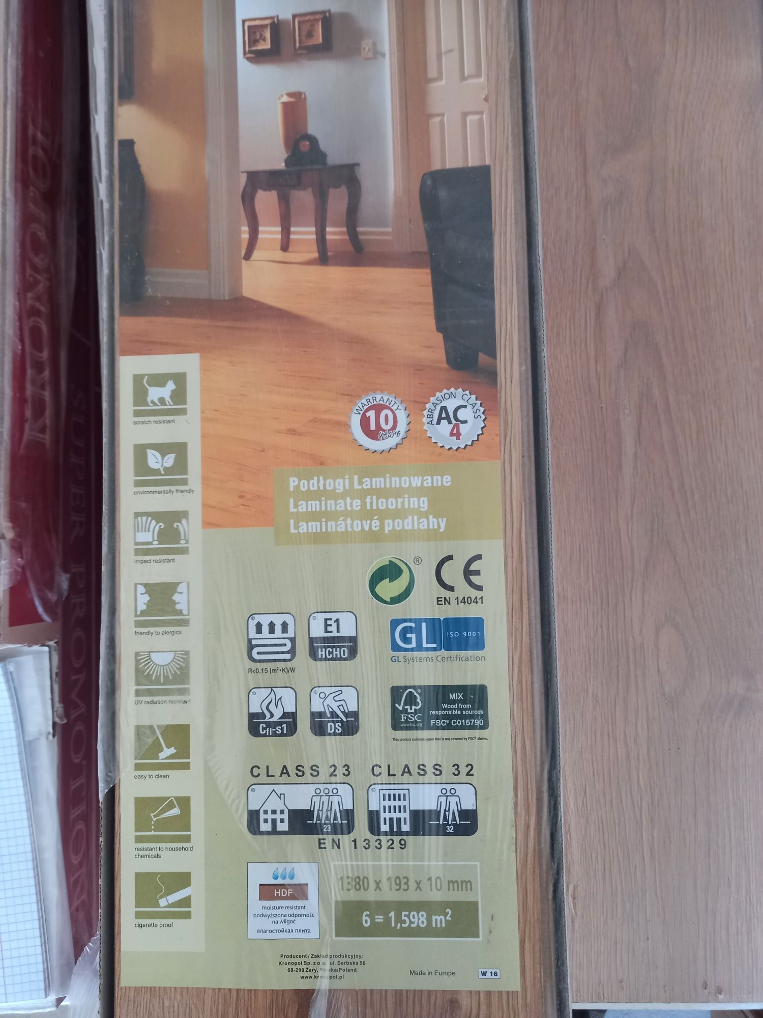 Продам ламінат .