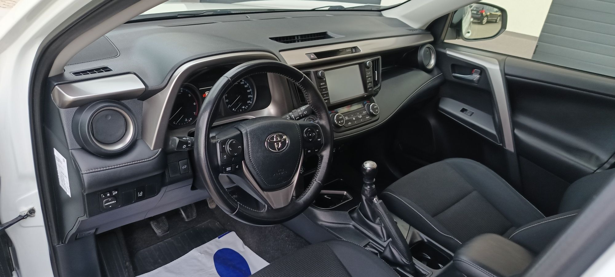 Sprzedam bardzo ładna Toyotę RAV 4 D4D sprowadzoną z Holandii