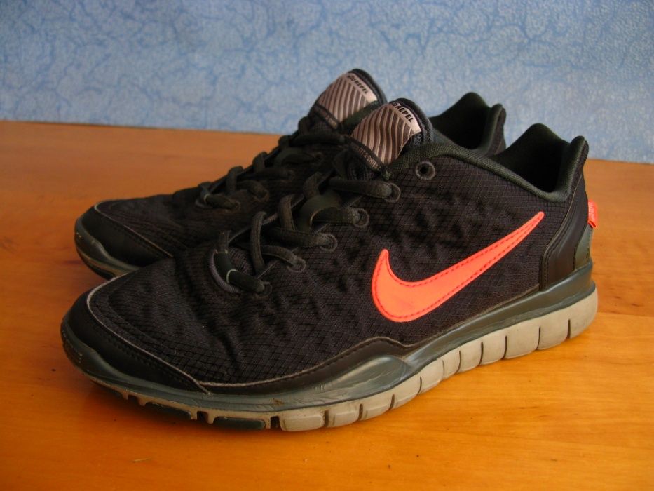 Buty Nike Free TR Fit 2 Shield H2O Repel R 38