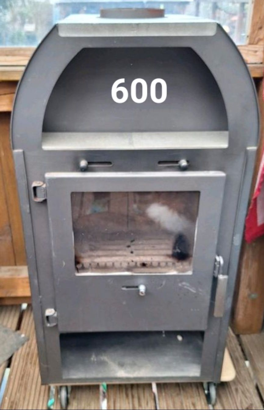 Kominek wolnostojący 6-9kW