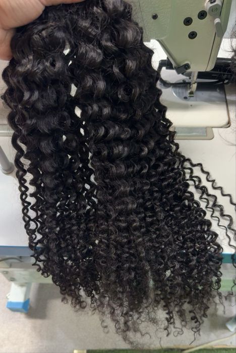 Cabelo cacheado humano tamanho cumprido