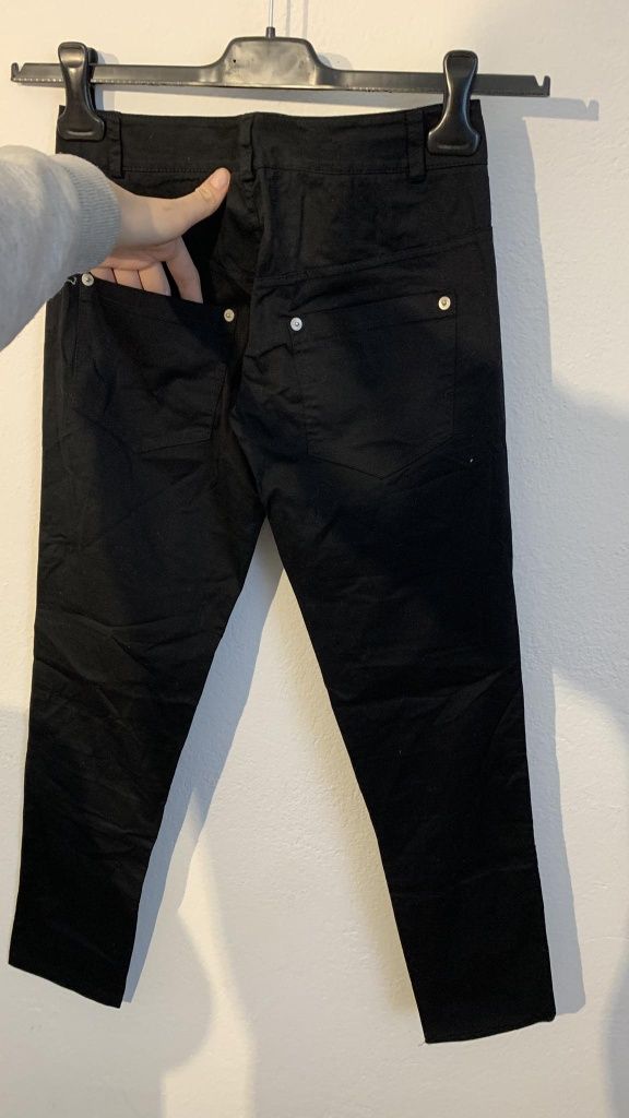 Spodnie nowe, XS, cena 15zł, bawełna i elastan, długość 90cm,