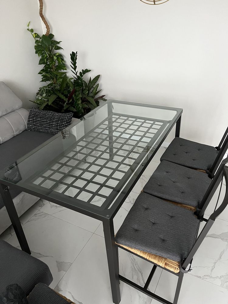 Szklany stol IKEA GRANAS plus 4 krzesla