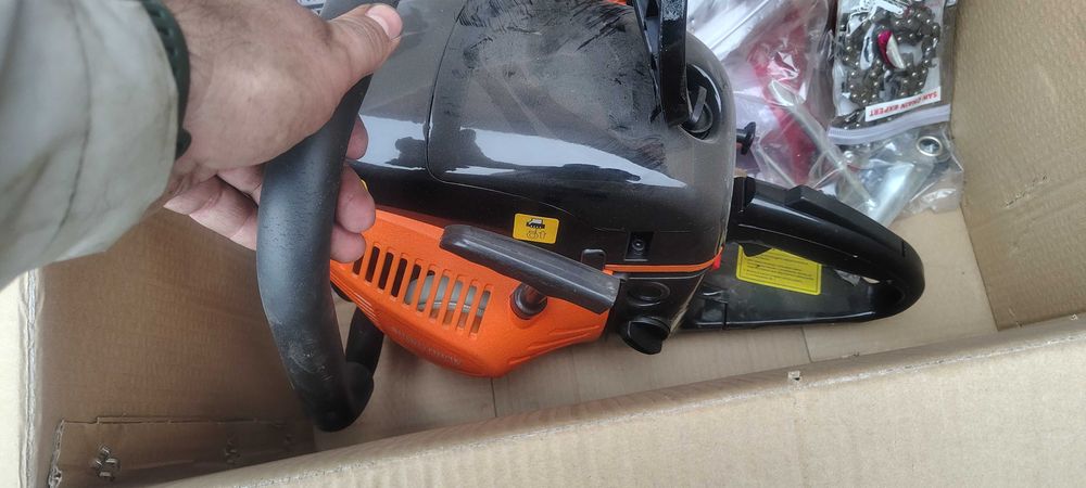 Нова ланцювога бензинова пилка SPARTA PRO CS-52