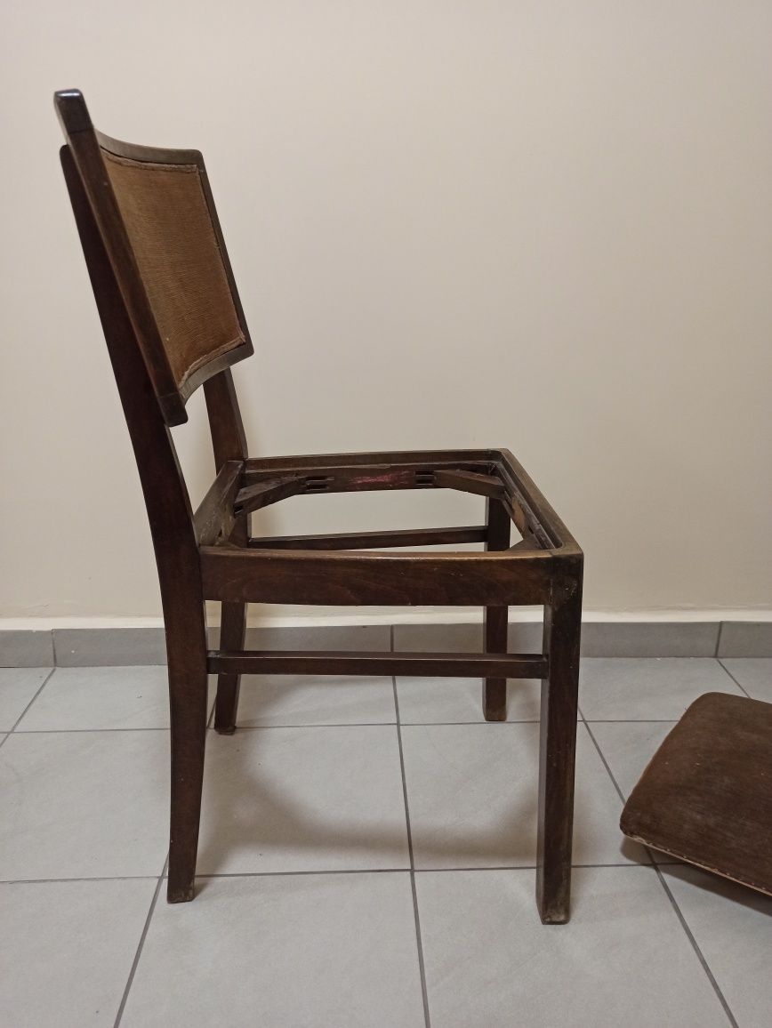 Krzesło tapicerowane do renowacji