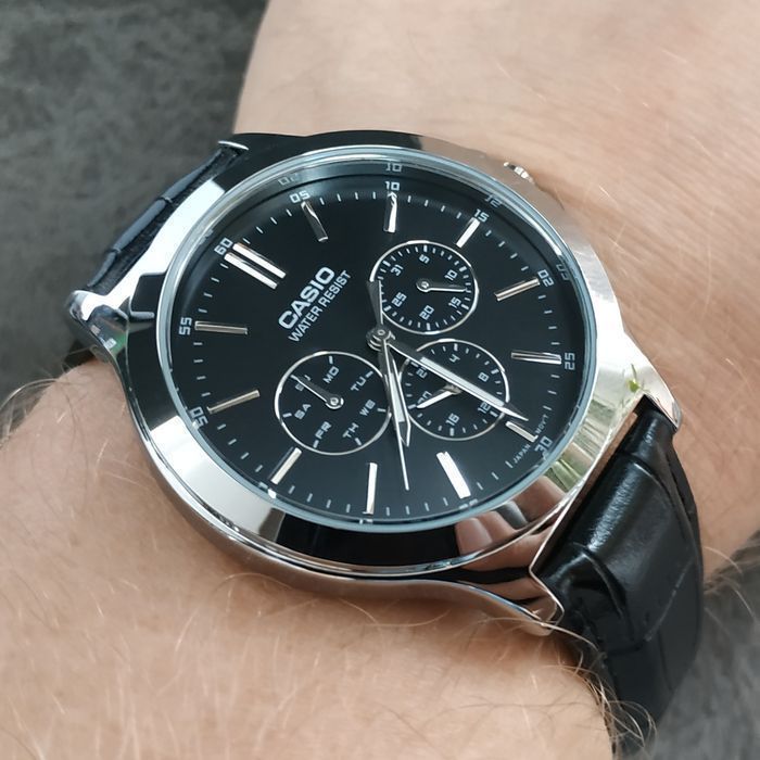 Годинник  Casio MTP-V300L-1 Оригінал Гарантія Часы Касио