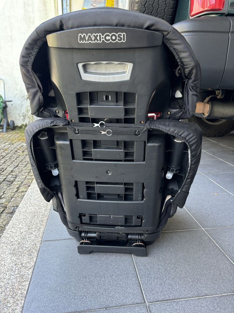 Cadeira de bébé para o carro da Maxi Cosi