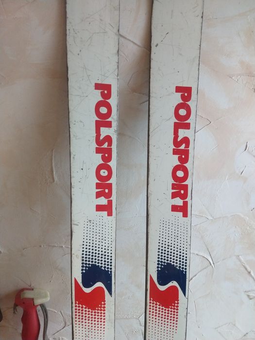 Narty z kijkami i butami