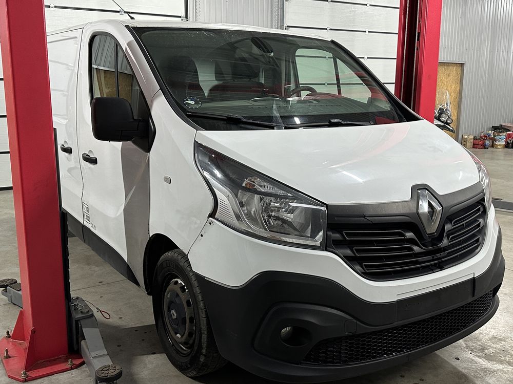 Запчастини б/у Renault Trafic 3  трафік 3