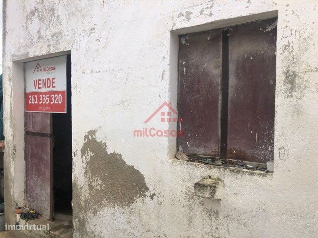 Adega centenária com 41 m² em Palhacana – Alenquer