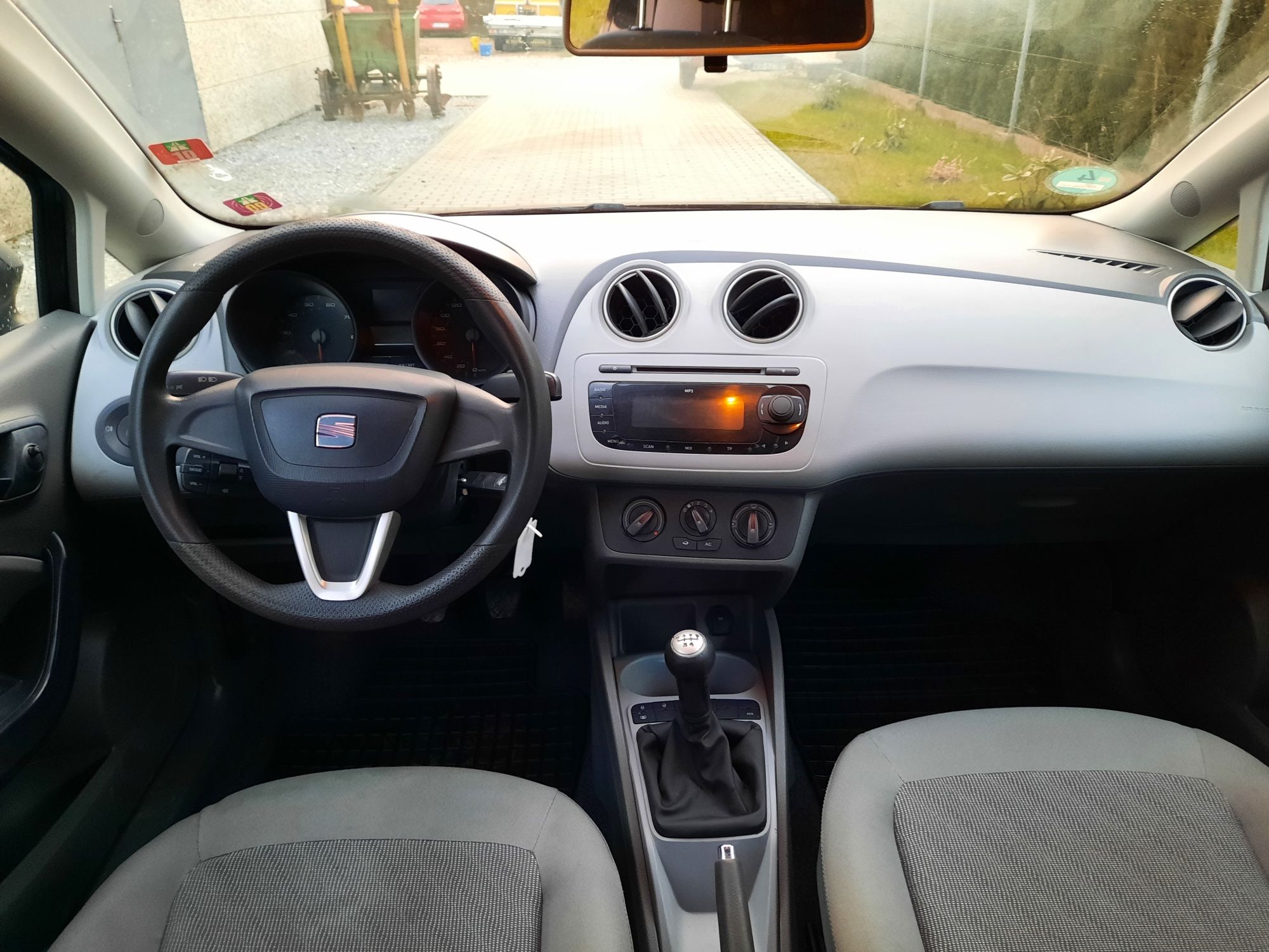 Seat Ibiza IV 1.4 benzyna 2008r. 5 drzwi klimatyzacja